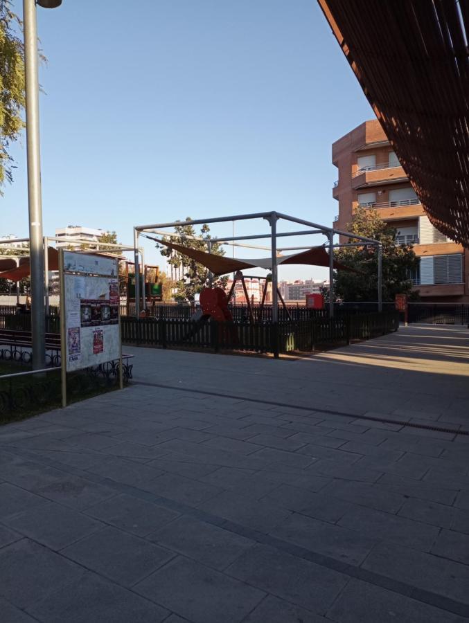 Ahllenrock Cornellà Barcelona Sud QR Cornellà de Llobregat Esterno foto